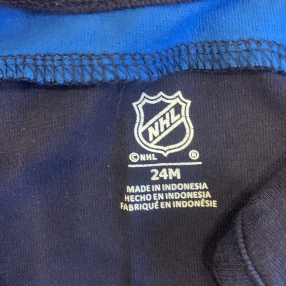Winnipeg Jets One Piece Shorts Set - Picture 2 of 2